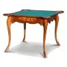A walnut games table with a "checkerboard" marquetry top and curved legs. Berne. - Moinat - Tables à jeux, Tables d échangeur